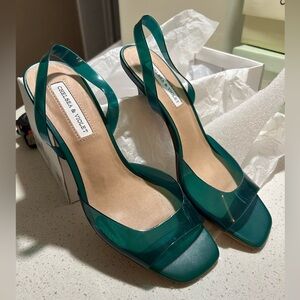 Chelsea & Violet Green Heels JOY 8.5
